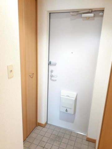 シールド青葉の玄関