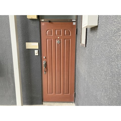 アイダハイツの玄関
