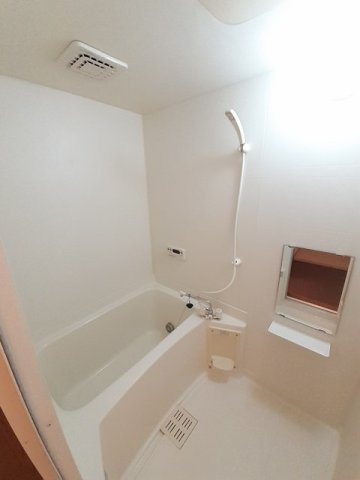 エクセレントパレス中原の浴室