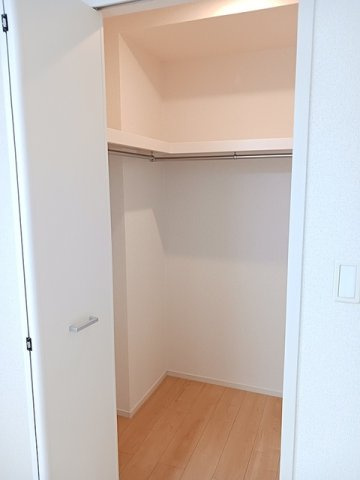 クリスタルメゾン　しらかばの収納