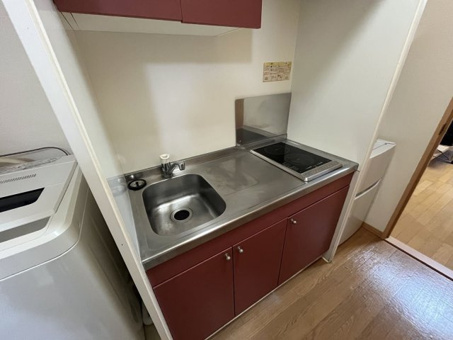 レオパレス松山保免のキッチン