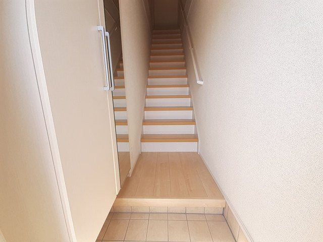 サニーヒルハウスの玄関|毎日通る玄関はこちらです