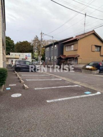 セレッソ瑞穂の駐車場