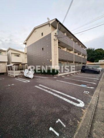 セレッソ瑞穂の駐車場