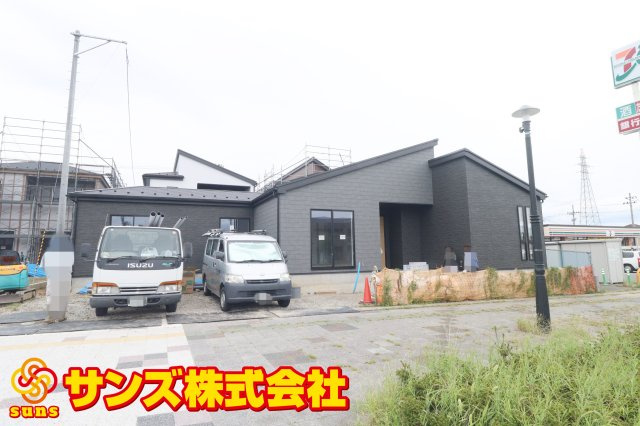 郡山市日和田町字南原　　　５号棟　　　日和田小学校、日和田中学区の外観|南西側から見た外観