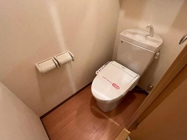 アトランテＫＪのトイレ|シャワー付トイレ