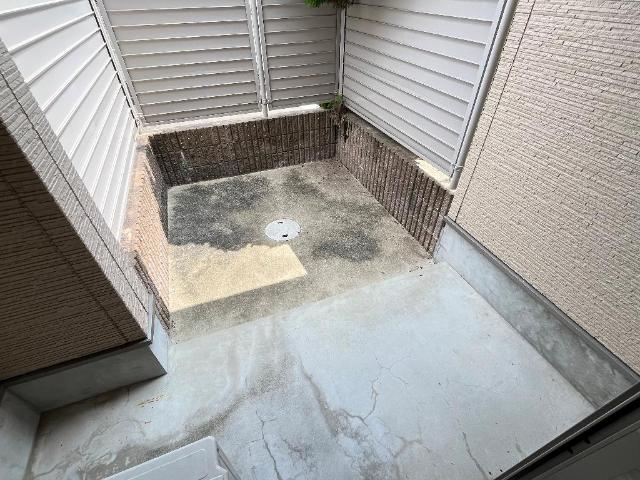 マインヒルズ伍番館のその他|専用庭