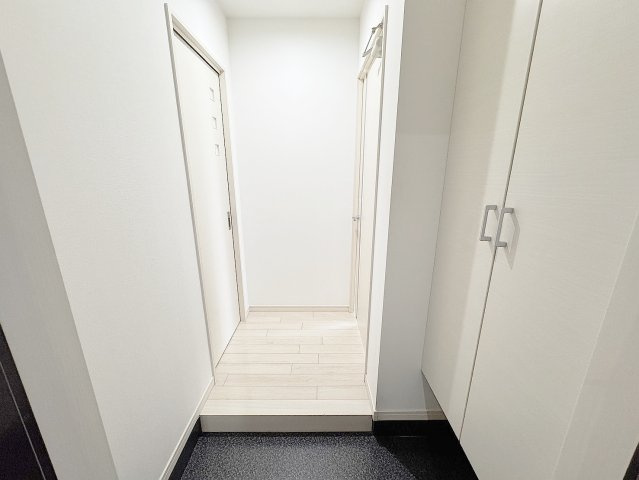 月光府中大通の玄関