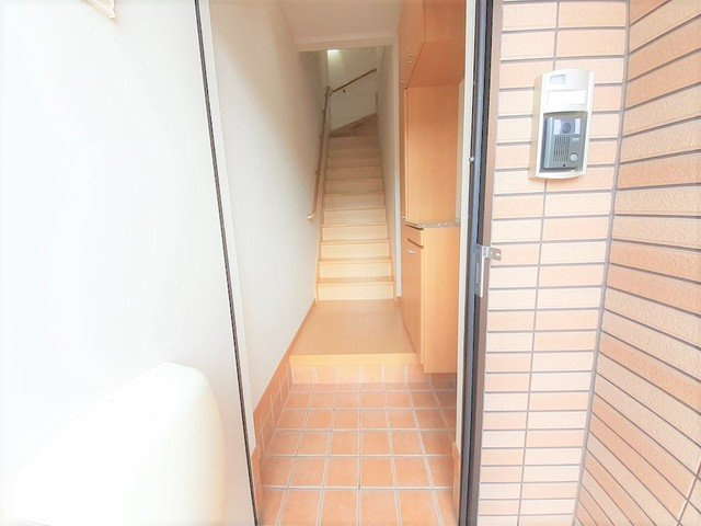 クレメント大江の玄関|落ち着いた玄関です