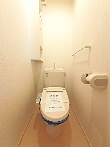 ボヌールエスパスⅣ番館のトイレ|落ち着いたトイレです