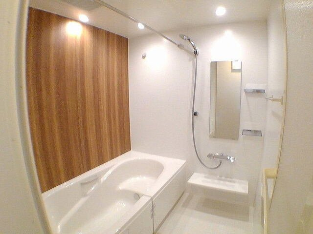 ピンズ唐津Ⅳの浴室|コンパクトで使いやすいお風呂です