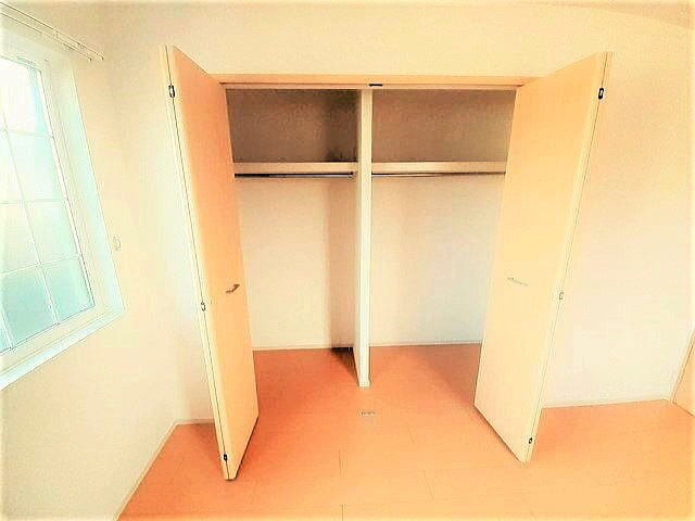 うらら１番館の収納|大きなものも収納できそうです