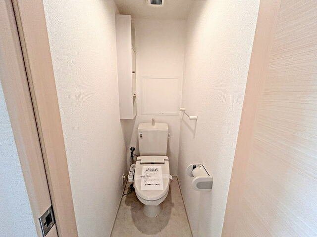 ドゥ　ボヌールのトイレ|落ち着いたトイレです