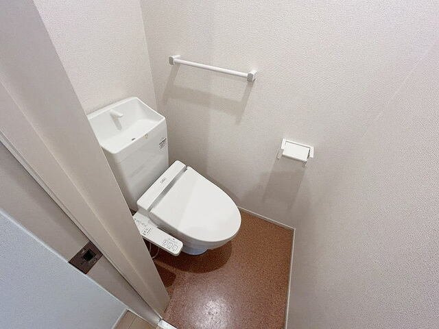 ミキ・ブルック　Ｂのトイレ|落ち着いたトイレです