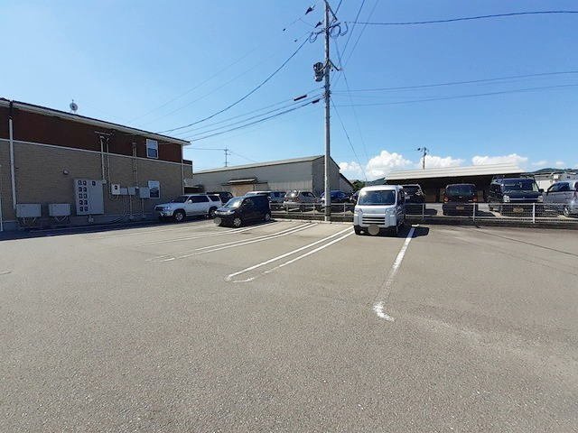 プリムラの駐車場|駐車場完備です