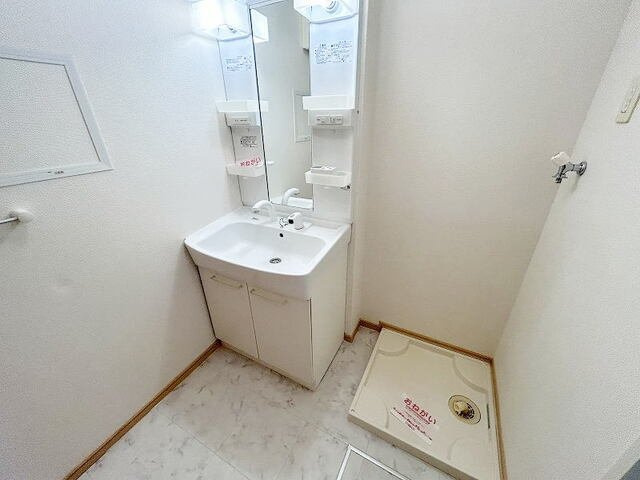 パインブライトⅡＢの洗面所|スペースが確保できる洗面所です