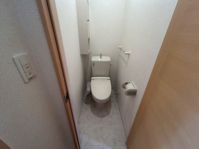 マーベラスⅢのトイレ|落ち着いたトイレです