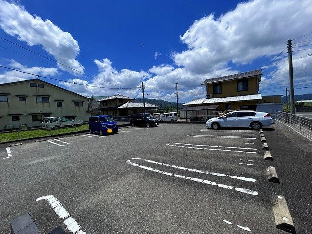 エンジェルスマイリーの駐車場|駐車場です