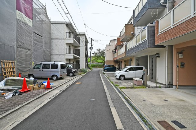 大阪市淀川区木川東１丁目中古一戸建て│4LDK＋駐車1台可の周辺|周辺にスーパー・コンビニがあり、生活施設が身近にそろった利便性の高い住環境です。
