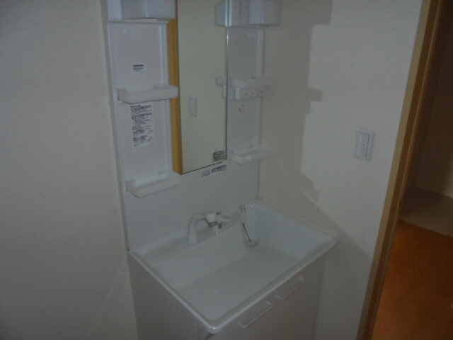 シャーメゾン塩屋の洗面所