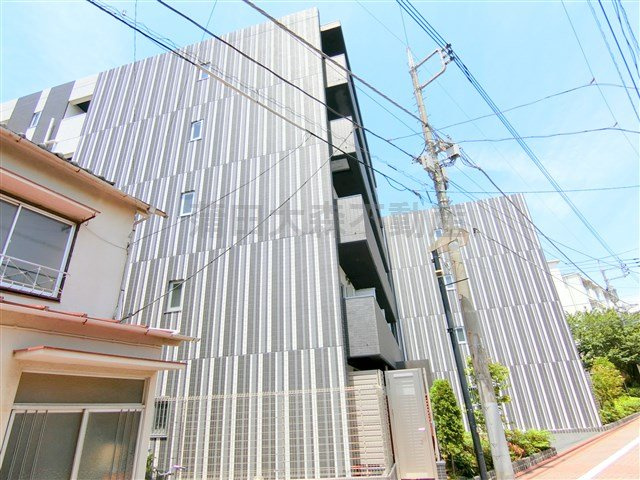 AXAS南蒲田アジールコートの外観