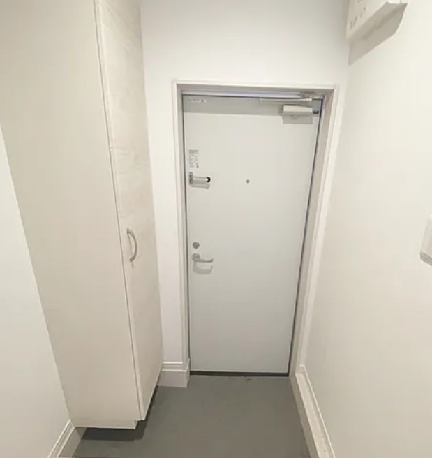 ＲＥＧＡＬＥＳＴ　土呂　プレミアムの玄関
