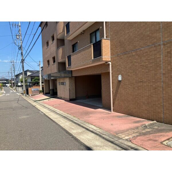 【駐車場】 | カトル・セゾン