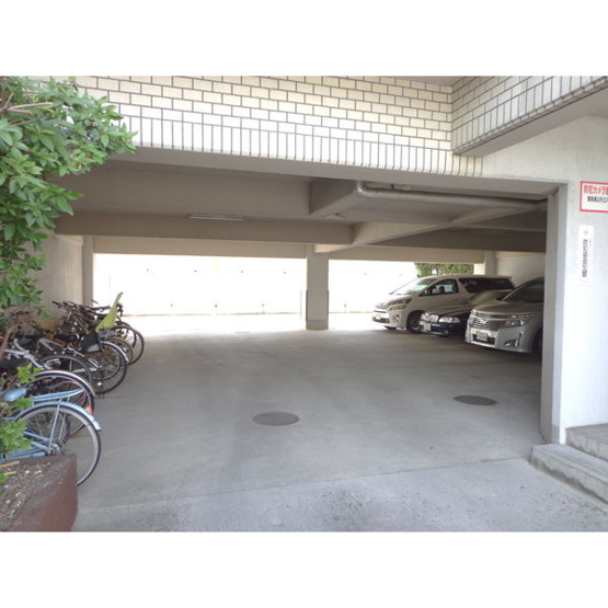【駐車場】 | グレイス富が丘