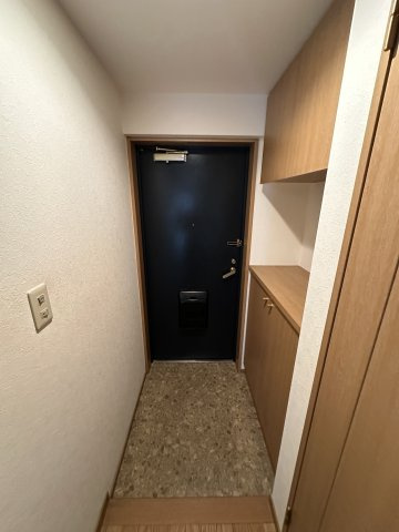 大阪市西区江戸堀１丁目の賃貸マンションの玄関