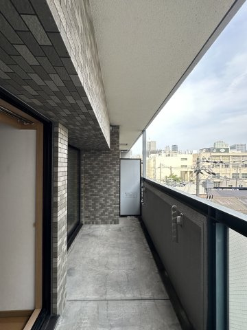 大阪市西区江戸堀１丁目の賃貸マンションのバルコニー