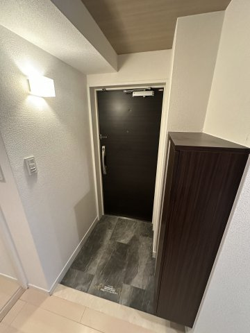 アーデン京町堀イーストの玄関