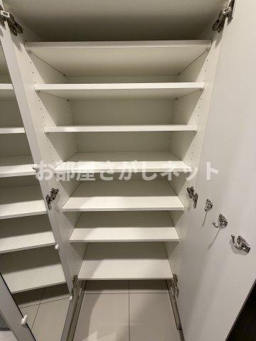 コンシェリア品川南 ＴＨＥ ＧＲＡＮＤ ＲＥＳＩＤＥＮＣＥの収納