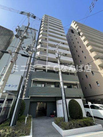 プレサンス江戸堀の外観