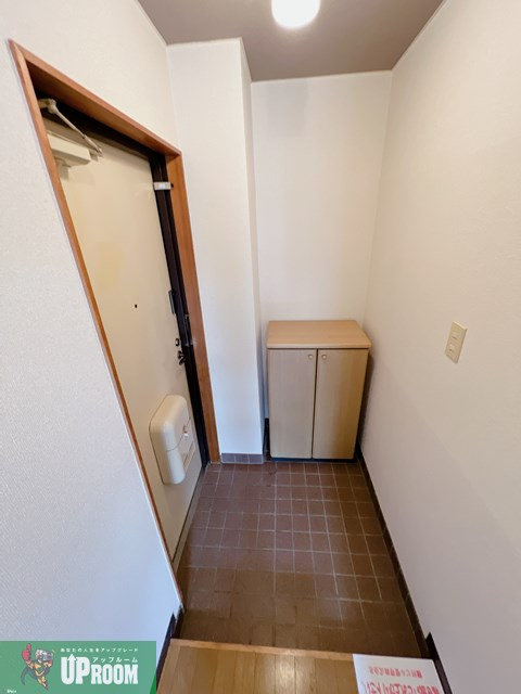 エスト味美南館の玄関