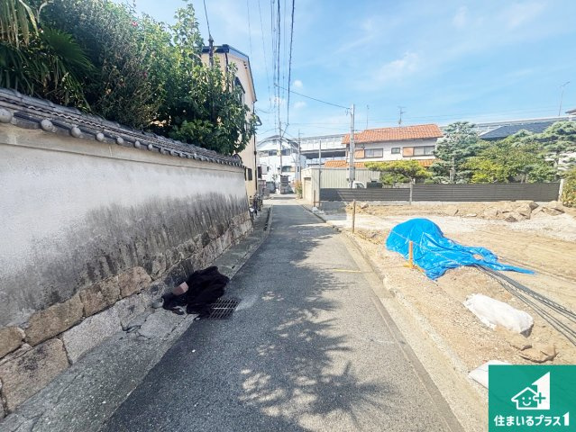 堺市堺区石津町　第3期　新築一戸建ての前面道路含む現地写真|周辺は落ち着いた街並みの住宅地！子育てがしやすい住環境です！まだ未完成ですが、現地でしかわからない事もございます。是非一度ご覧ください。