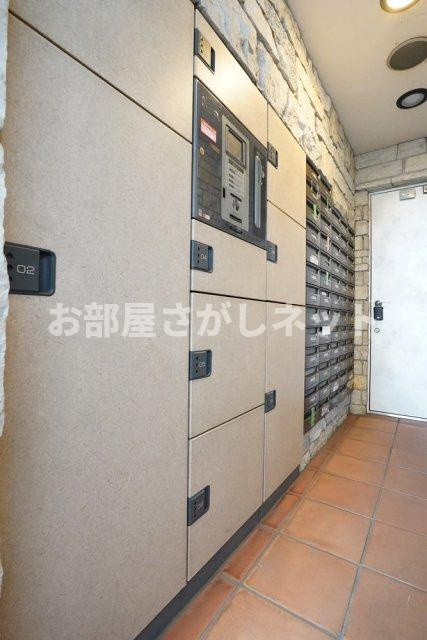 日神パレステージ三軒茶屋Ⅱ【おとり物件なし】#学生・社会人にオススメ！初期費用分割払いOK！のその他共用部分|宅配BOX