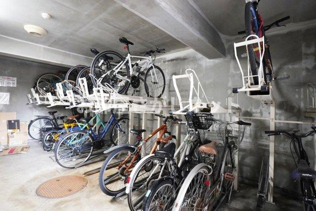 日神パレステージ三軒茶屋Ⅱ【おとり物件なし】#学生・社会人にオススメ！初期費用分割払いOK！のその他共用部分|駐輪場
