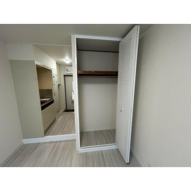 横浜市都筑区佐江戸町の賃貸マンションの収納