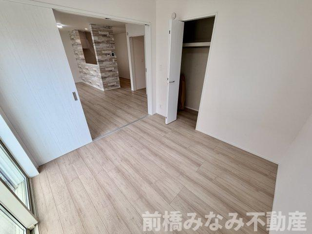 【新築】玉村町南玉　B号棟(全２棟)　ハートフルタウン　新築建売分譲の洋室|スタンダードな洋室です