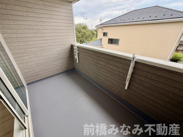 【新築】玉村町南玉　B号棟(全２棟)　ハートフルタウン　新築建売分譲のバルコニー|お洗濯にも便利なバルコニー付き
