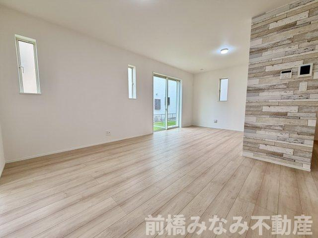【新築】玉村町南玉　B号棟(全２棟)　ハートフルタウン　新築建売分譲の居間・リビング|おしゃれなリビングです