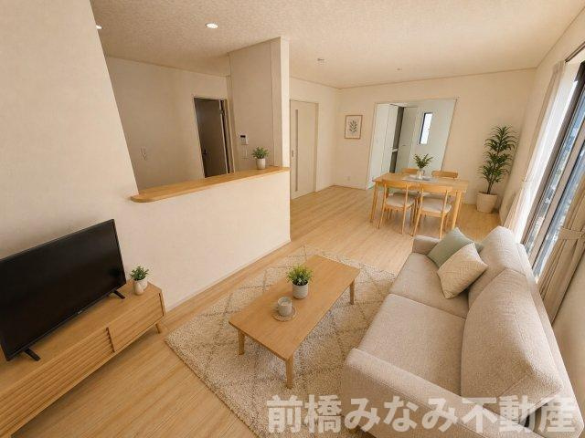 【新築】前橋市大利根町第2　１号棟(全２棟)　クレイドルガーデン　新築建売分譲の居間・リビング|ゆったりとした居間です