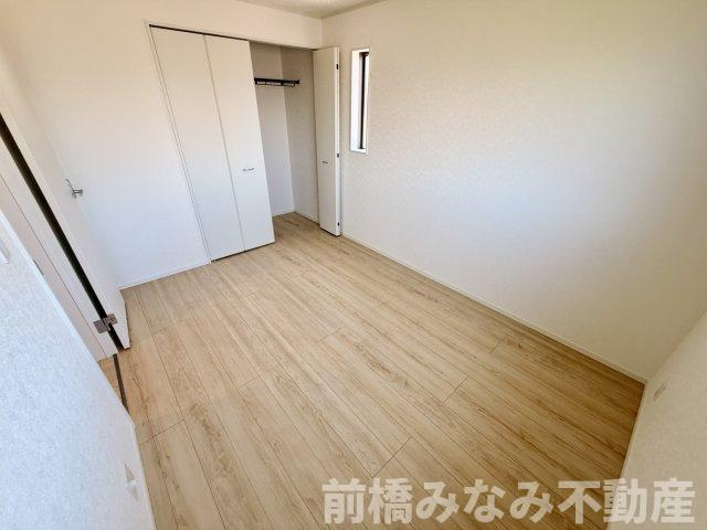 【新築】前橋市大利根町第2　１号棟(全２棟)　クレイドルガーデン　新築建売分譲の洋室|広々とした洋室です