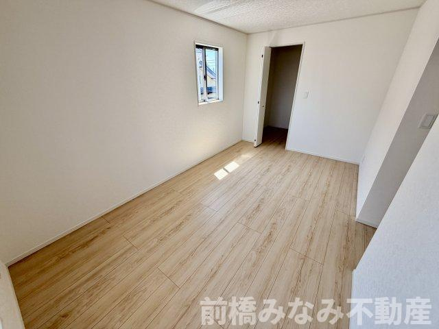 【新築】前橋市大利根町第2　１号棟(全２棟)　クレイドルガーデン　新築建売分譲の洋室|落ち着いた色調の洋室です