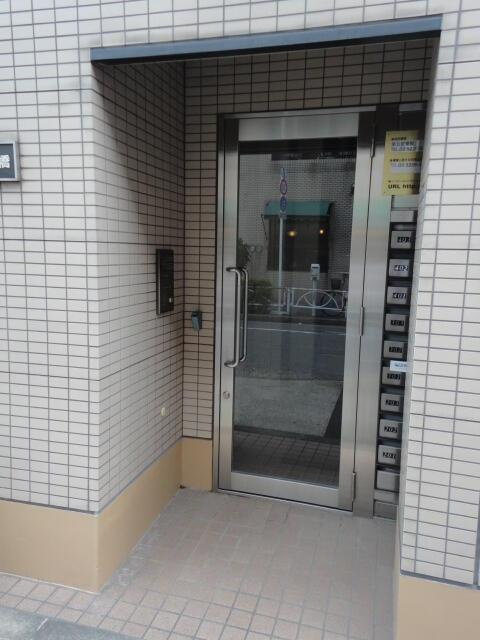 ファインクレスト吾妻橋のエントランス