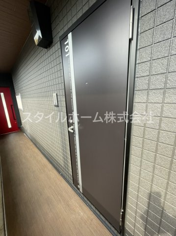 Ｗarren shirotori Ⅰの玄関