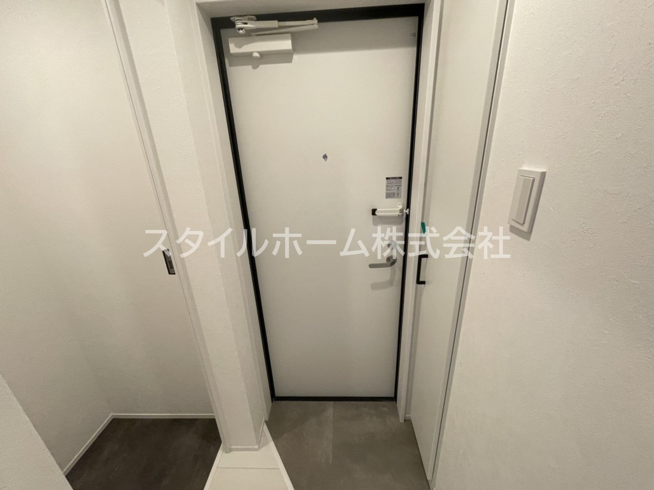 Ｗarren shirotori Ⅰの玄関