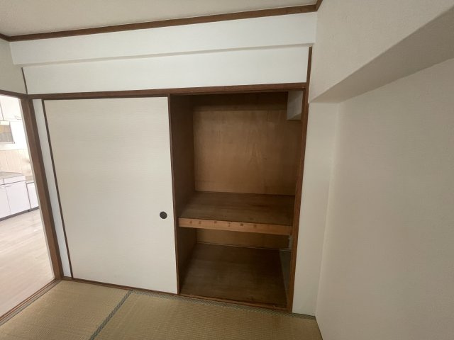 パインリーフ甲子園の収納