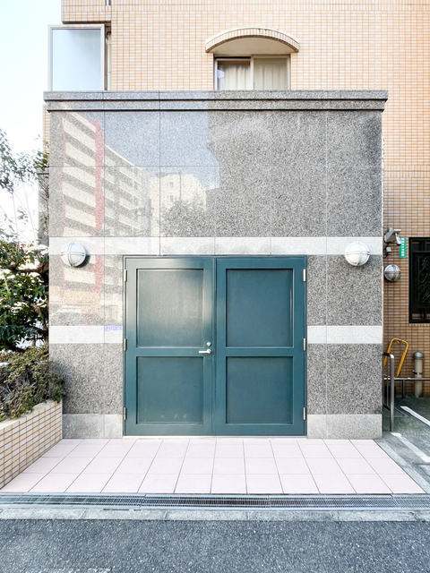 メゾン西梅田のその他共用部分|ごみ置き場