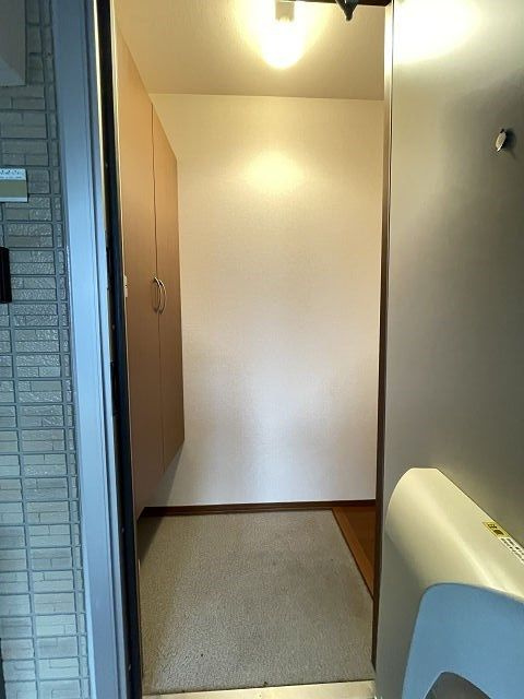 サンハイム常吉の玄関|明るい玄関です